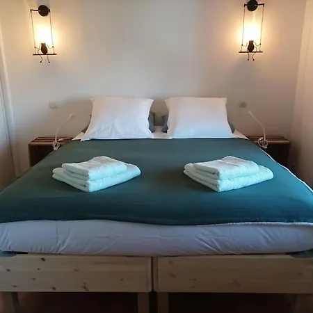 L'Ain Avec L'Hote Apartment